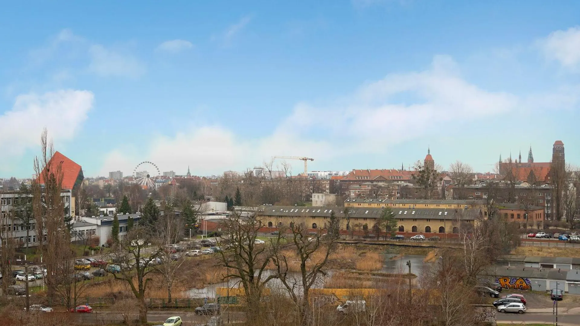 Doki Living By Blue Mandarin Parking & Foodhall Gdańsk Polen